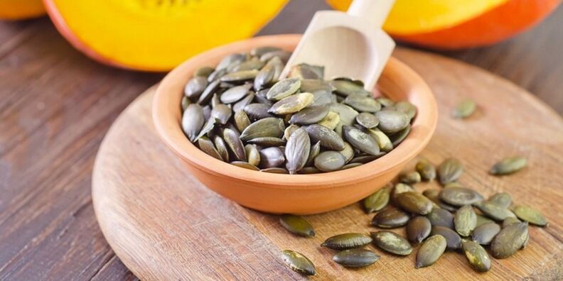 Pumpkin seeds used by a man daily will strengthen potency